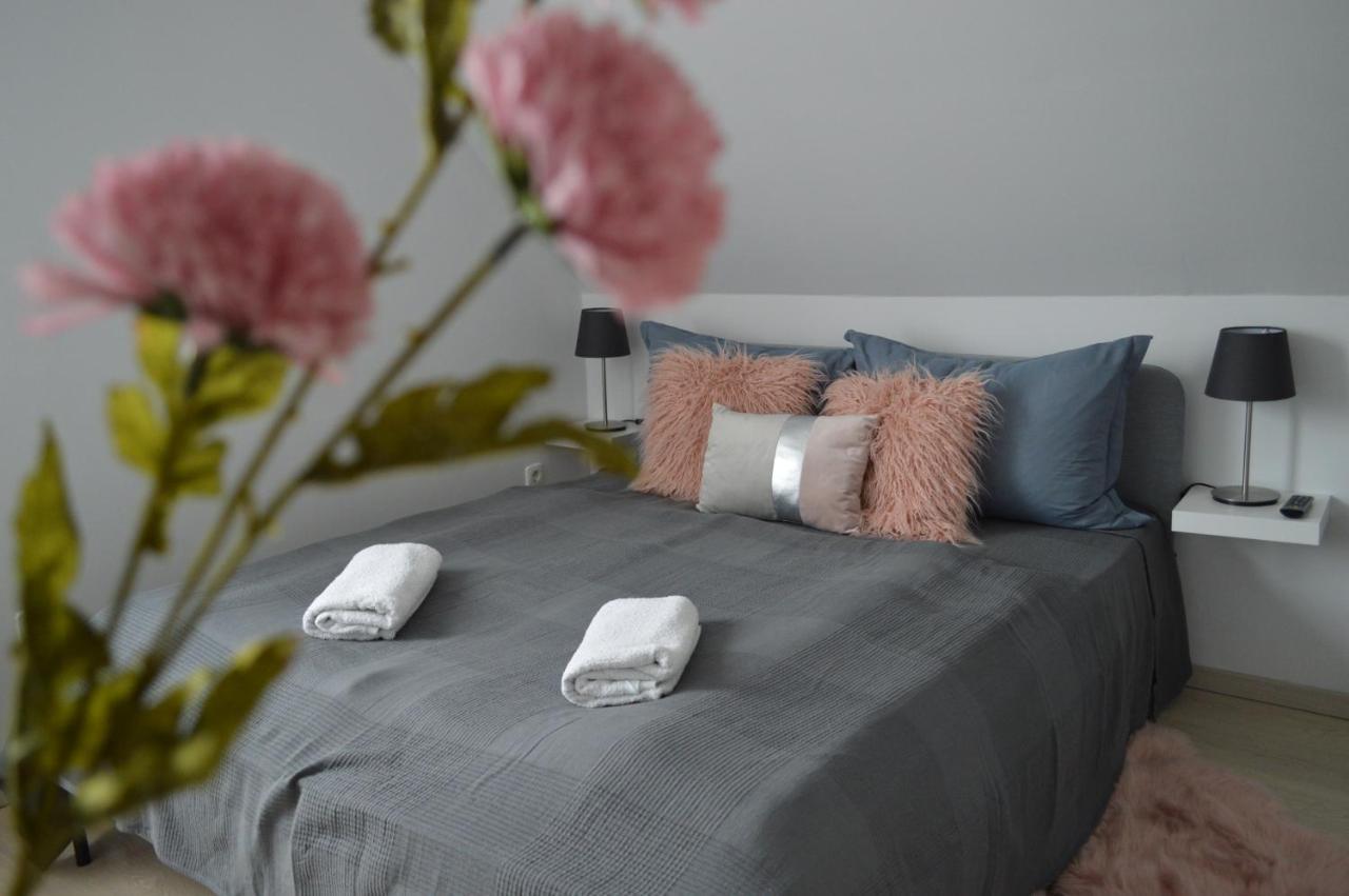 Rebeka Panzio Bed & Breakfast ตีฮานี ภายนอก รูปภาพ