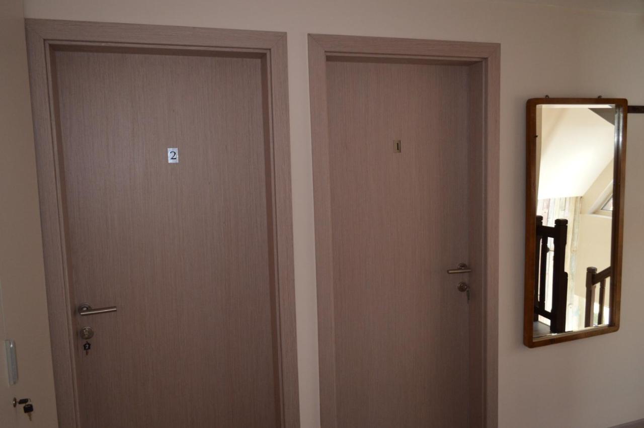 Rebeka Panzio Bed & Breakfast ตีฮานี ภายนอก รูปภาพ